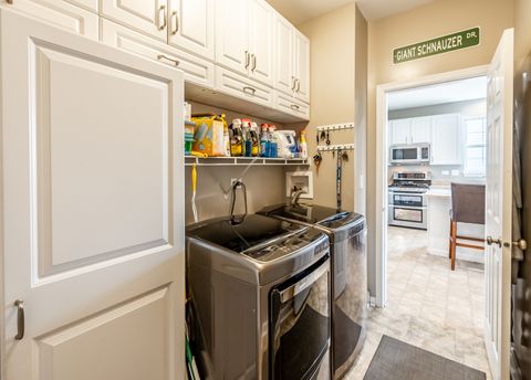 Tiny photo for 3086 Wickenden Avenue, Elgin, IL 60124 (MLS # 12449091)