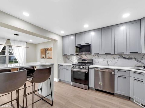 Tiny photo for 2902 Belle Lane, Schaumburg, IL 60193 (MLS # 12444577)