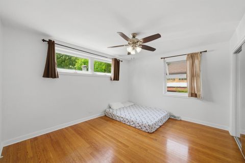 Tiny photo for 6006 N LAWNDALE Avenue, Chicago, IL 60659 (MLS # 12645300)