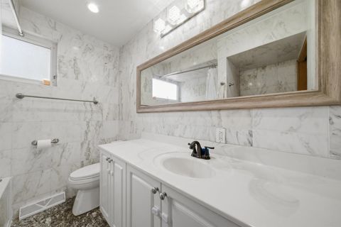 Tiny photo for 6006 N LAWNDALE Avenue, Chicago, IL 60659 (MLS # 12645300)