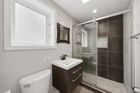 Tiny photo for 6006 N LAWNDALE Avenue, Chicago, IL 60659 (MLS # 12645300)
