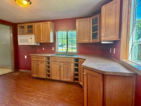 Tiny photo for 414 East 8th Street, Rock Falls, IL 61071 (MLS # 12666623)