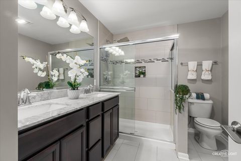 Tiny photo for 305 Lexington Lane, Rolling Meadows, IL 60008 (MLS # 12610126)