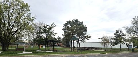 Tiny photo for 305 Lexington Lane, Rolling Meadows, IL 60008 (MLS # 12610126)
