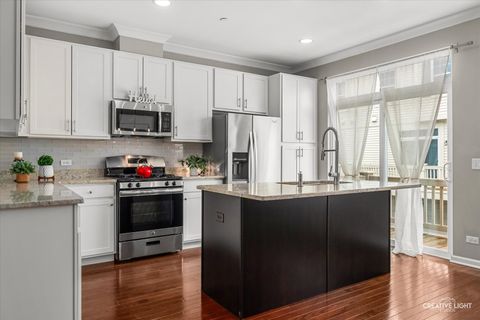 Tiny photo for 305 Lexington Lane, Rolling Meadows, IL 60008 (MLS # 12610126)