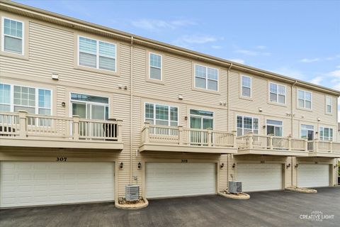 Tiny photo for 305 Lexington Lane, Rolling Meadows, IL 60008 (MLS # 12610126)
