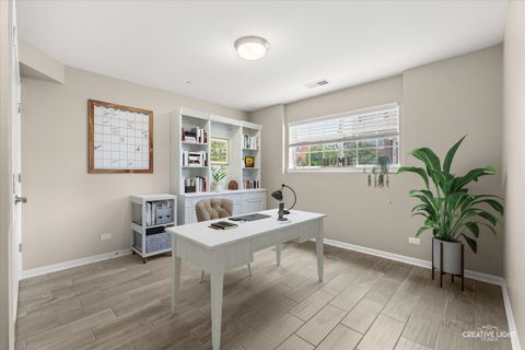 Tiny photo for 305 Lexington Lane, Rolling Meadows, IL 60008 (MLS # 12610126)