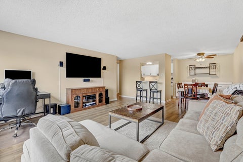Tiny photo for 1206 S New Wilke Road #403, Arlington Heights, IL 60005 (MLS # 12771323)