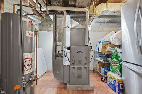 Tiny photo for 9806 S HARDING Avenue, Evergreen Park, IL 60805 (MLS # 12593363)