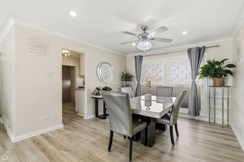 Tiny photo for 9806 S HARDING Avenue, Evergreen Park, IL 60805 (MLS # 12593363)