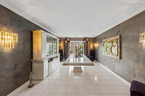 Tiny photo for 5 Oak Brook Club Drive #S304, Oak Brook, IL 60523 (MLS # 12730957)