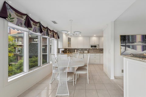 Tiny photo for 5 Oak Brook Club Drive #S304, Oak Brook, IL 60523 (MLS # 12730957)