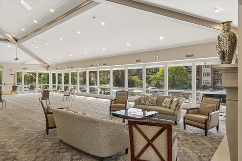 Tiny photo for 5 Oak Brook Club Drive #S304, Oak Brook, IL 60523 (MLS # 12730957)