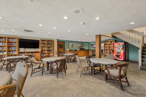Tiny photo for 5 Oak Brook Club Drive #S304, Oak Brook, IL 60523 (MLS # 12730957)