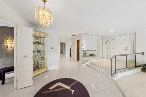 Tiny photo for 5 Oak Brook Club Drive #S304, Oak Brook, IL 60523 (MLS # 12730957)