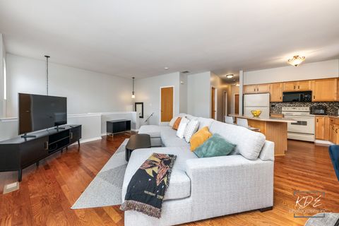 Tiny photo for 620 W Natalie Lane, Addison, IL 60101 (MLS # 12503147)