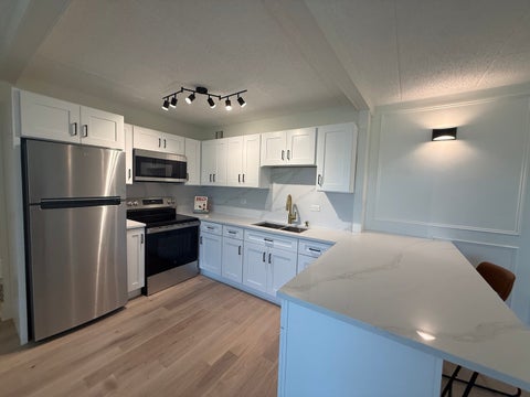 Tiny photo for 9701 Dee Road #4K, Niles, IL 60714 (MLS # 12703070)