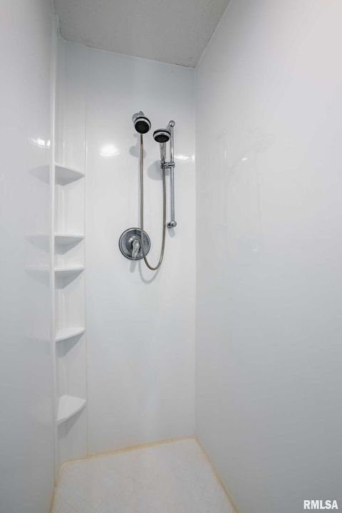 Tiny photo for 708 PAWNEE Street, Duquoin, IL 62832 (MLS # EB460666)