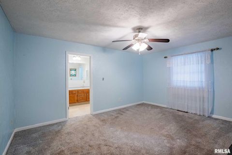 Tiny photo for 708 PAWNEE Street, Duquoin, IL 62832 (MLS # EB460666)