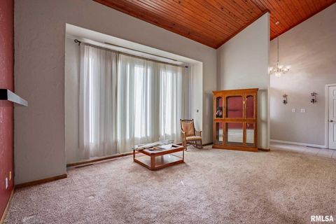 Tiny photo for 708 PAWNEE Street, Duquoin, IL 62832 (MLS # EB460666)