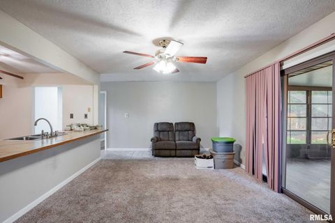 Tiny photo for 708 PAWNEE Street, Duquoin, IL 62832 (MLS # EB460666)