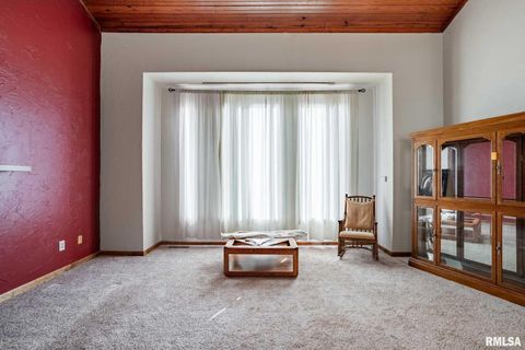 Tiny photo for 708 PAWNEE Street, Duquoin, IL 62832 (MLS # EB460666)