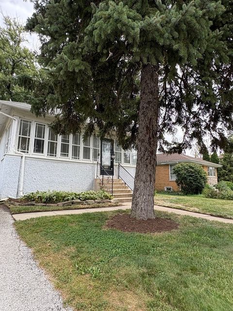 Tiny photo for 237 S Villa Avenue, Elmhurst, IL 60126 (MLS # 12471386)