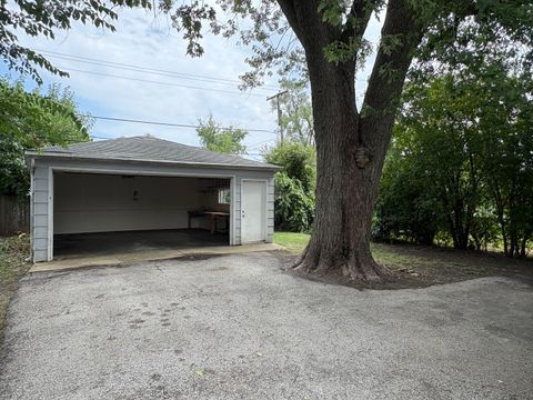 Tiny photo for 237 S Villa Avenue, Elmhurst, IL 60126 (MLS # 12471386)