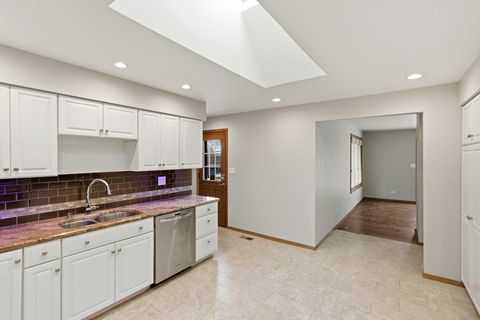 Tiny photo for 581 Victoria Lane, Wood Dale, IL 60191 (MLS # 12524128)