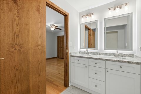 Tiny photo for 581 Victoria Lane, Wood Dale, IL 60191 (MLS # 12524128)