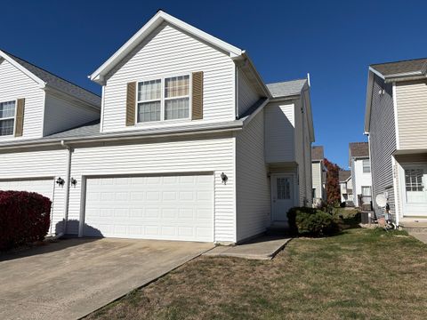 Photo of 1204 Colonial Avenue, Bloomington, IL 61701 (MLS # 12512907)