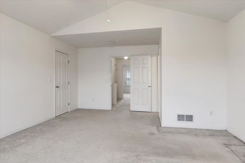 Tiny photo for 1204 Colonial Avenue, Bloomington, IL 61701 (MLS # 12512907)