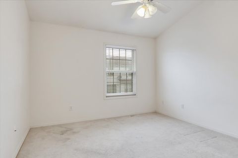 Tiny photo for 1204 Colonial Avenue, Bloomington, IL 61701 (MLS # 12512907)