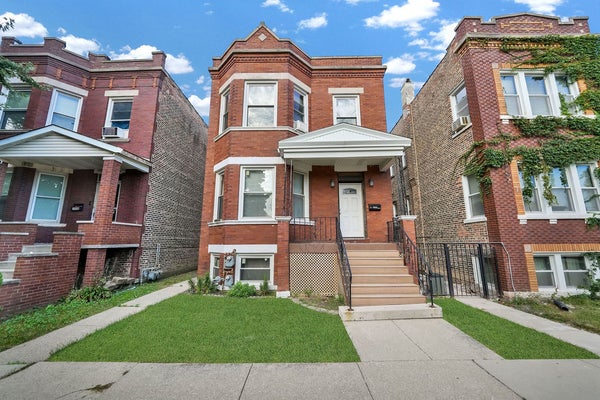 1936 S 55TH CT # 1, CICERO, IL 60804 - Image efb60a278daff58ff55f209266043a6f/43254597