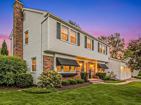 5 Knight Hill Lane Buffalo Grove IL 60089