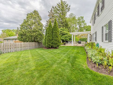 Tiny photo for 5 Knight Hill Lane, Buffalo Grove, IL 60089 (MLS # 12644443)