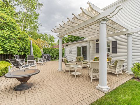 Tiny photo for 5 Knight Hill Lane, Buffalo Grove, IL 60089 (MLS # 12644443)