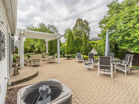 Tiny photo for 5 Knight Hill Lane, Buffalo Grove, IL 60089 (MLS # 12644443)