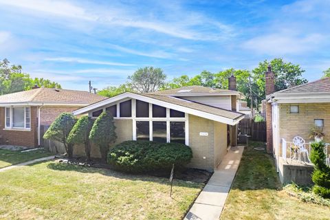 A home in Dolton