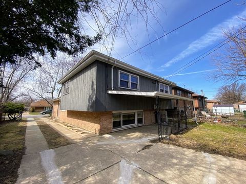 Tiny photo for 14737 BLACKSTONE Avenue, Dolton, IL 60419 (MLS # 12487558)