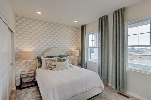 Tiny photo for 1638 Patterson Avenue, North Aurora, IL 60542 (MLS # 12499796)