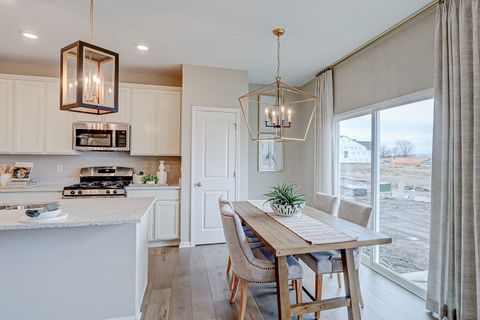 Tiny photo for 1638 Patterson Avenue, North Aurora, IL 60542 (MLS # 12499796)