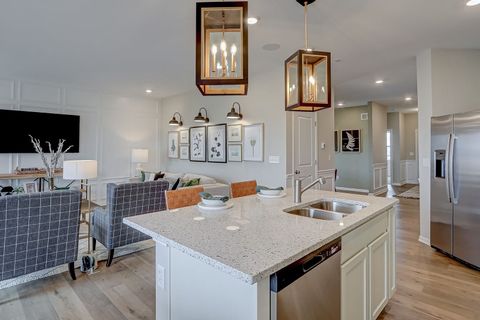 Tiny photo for 1638 Patterson Avenue, North Aurora, IL 60542 (MLS # 12499796)