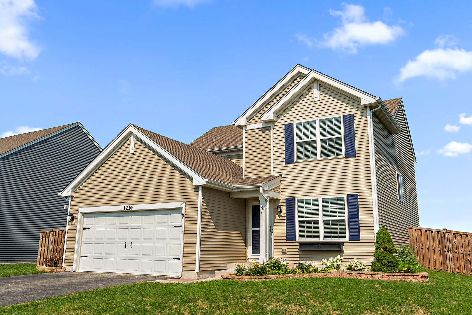 1214 Riverhaven Trail