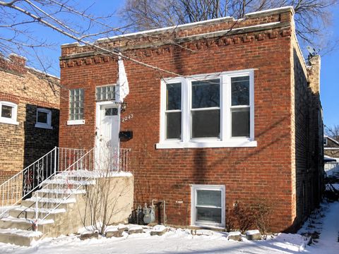 Photo of 2243 S KENILWORTH Avenue, Berwyn, IL 60402 (MLS # 12662015)