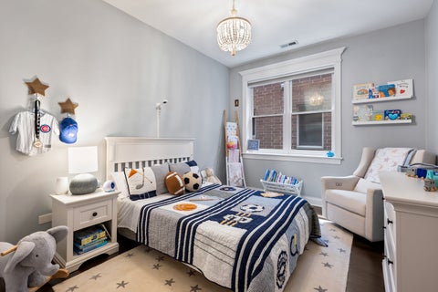 Tiny photo for 3921 N Greenview Avenue #1, Chicago, IL 60613 (MLS # 12723880)