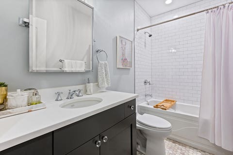 Tiny photo for 3921 N Greenview Avenue #1, Chicago, IL 60613 (MLS # 12723880)
