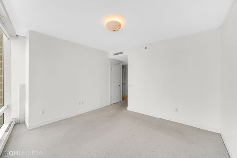 Tiny photo for 340 E RANDOLPH Street #1302, Chicago, IL 60601 (MLS # 12567812)