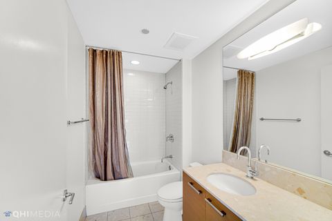 Tiny photo for 340 E RANDOLPH Street #1302, Chicago, IL 60601 (MLS # 12567812)