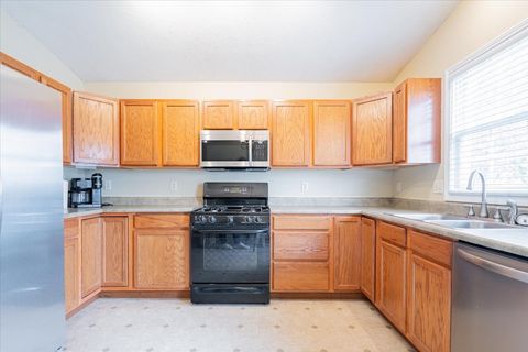 Tiny photo for 1101 Rader Run, Bloomington, IL 61704 (MLS # 12510869)